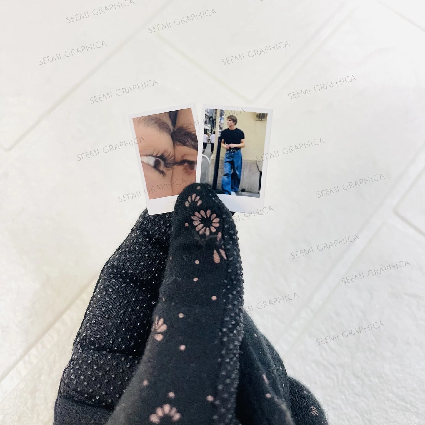 SnapCase™ – 40 Personalized Mini Polaroids in Gift Briefcase